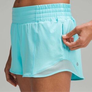 NWT Lululemon Hotty Hot HR 2.5” Cyan Blue Size 6